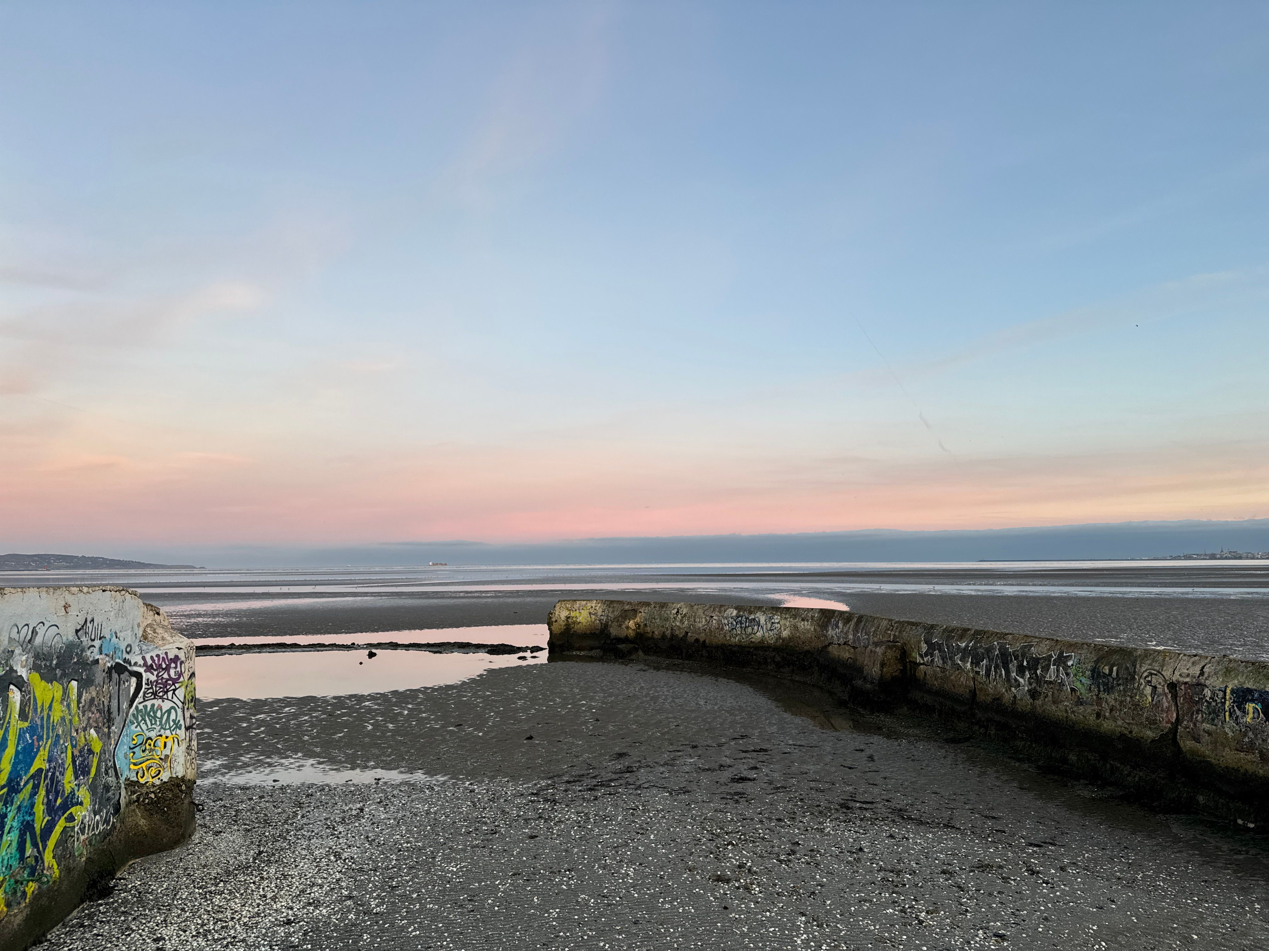 A beautiful blue-pink sky at the beach