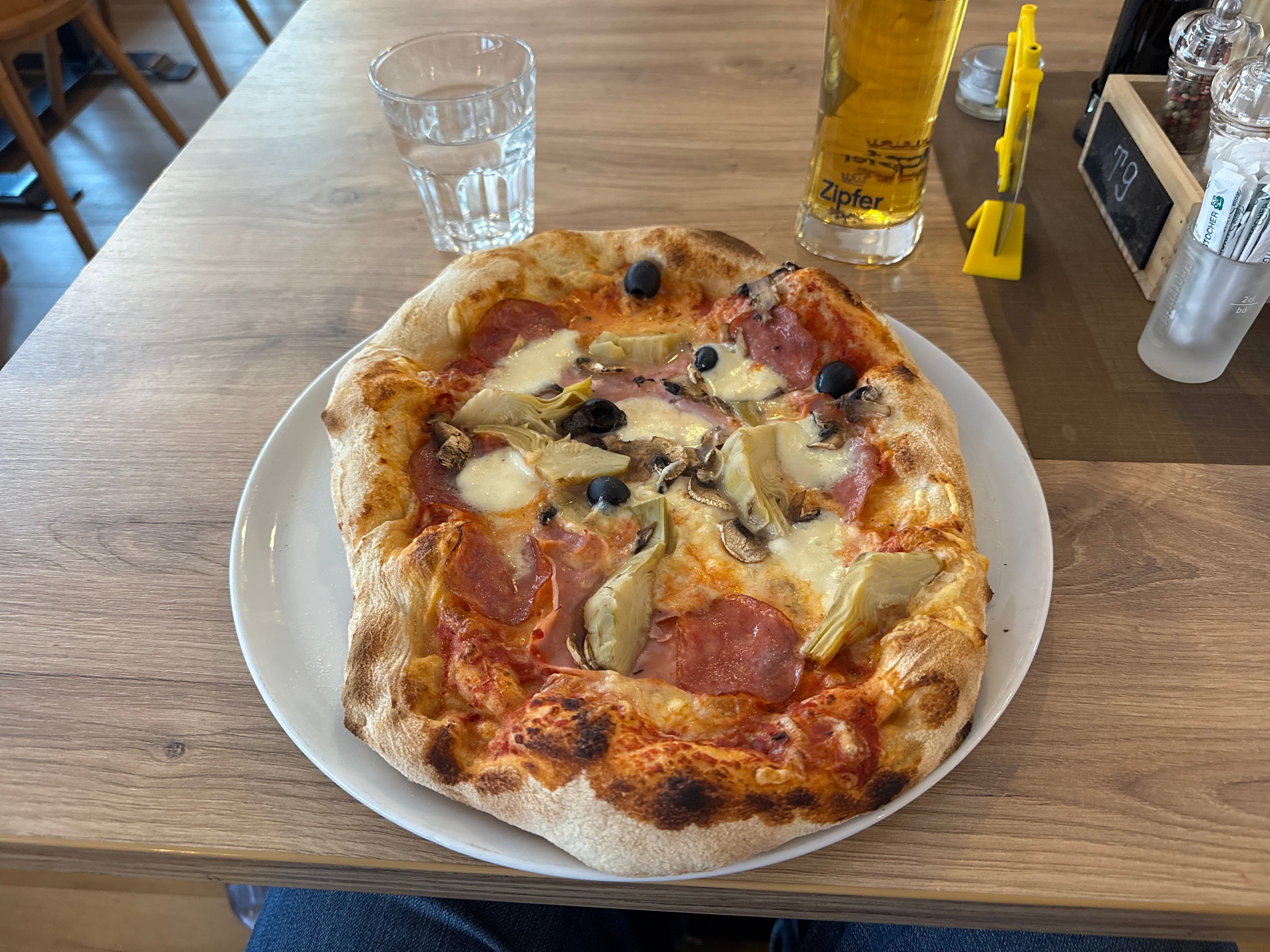 A tasty pizza