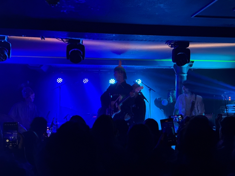 Another pic of the concert