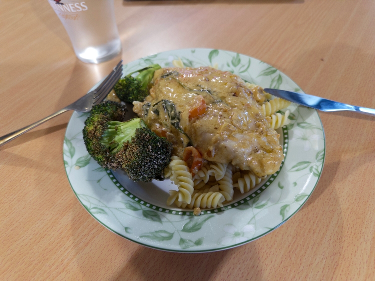 Tuscan chicken with noodles and broccoli
