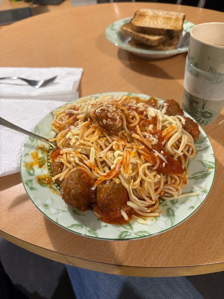Spaghetti and meatballs