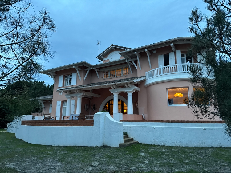The back of the house with some gorgeous accents